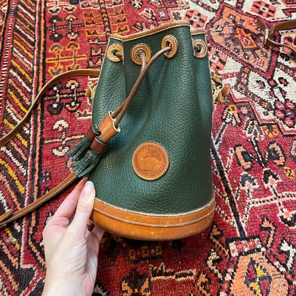Dooney & Bourke Handbags - Dooney & Bourke Purse